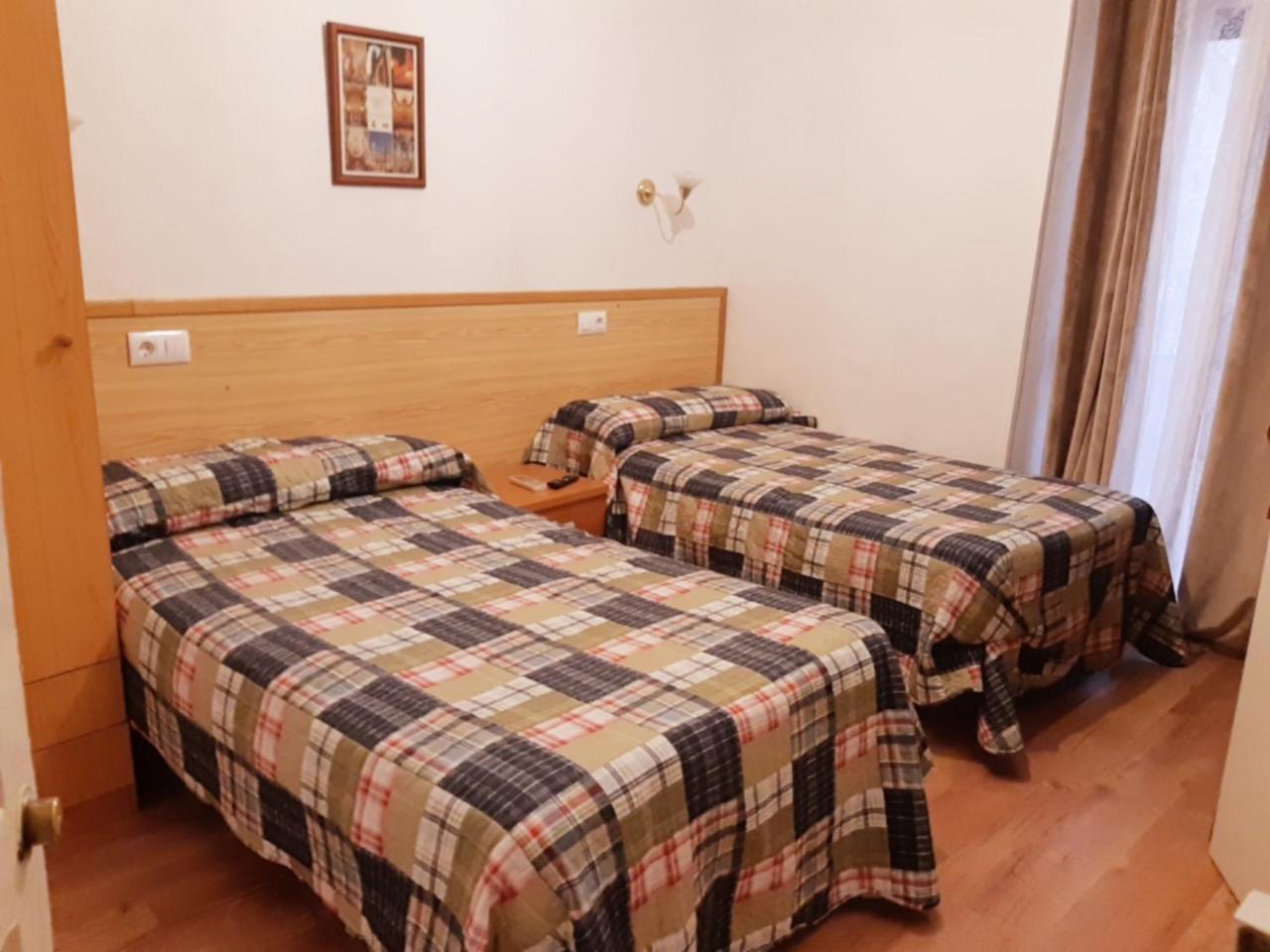 Pension Martin Jaén Zewnętrze zdjęcie